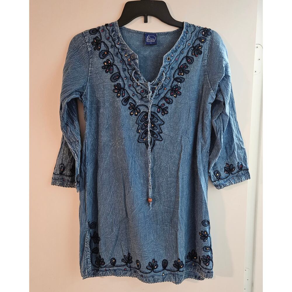 Women's Shoe Sock Denim Embroidered V Neck Shirt Or Dress Size Small